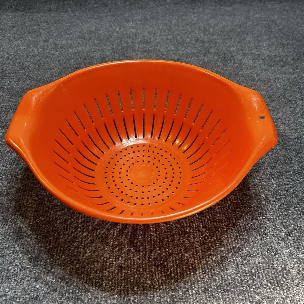 Rubbermaid vtg 1970
